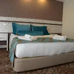 Saydes & Konukevi̇ אנקרה