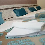 Saydes & Konukevi̇ מלון 4*
