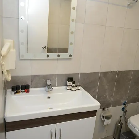 Otel Saydes & Konukevi̇ Ankara