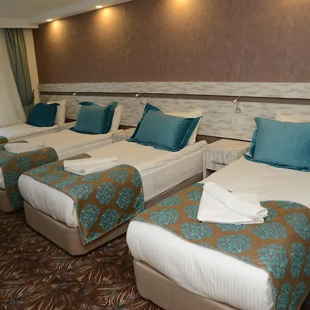 Saydes & Konukevi̇ אנקרה