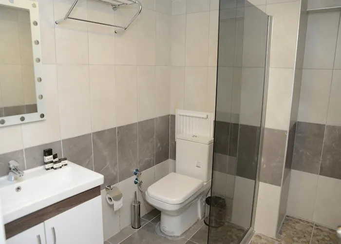 Hotel Saydes & Konukevi̇ Ankara