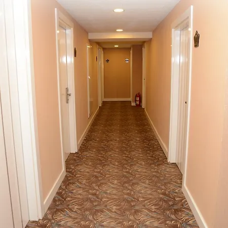 Ξενοδοχείο Saydes & Konukevi̇