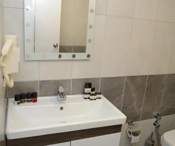 Hotel Saydes & Konukevi̇ Ankara