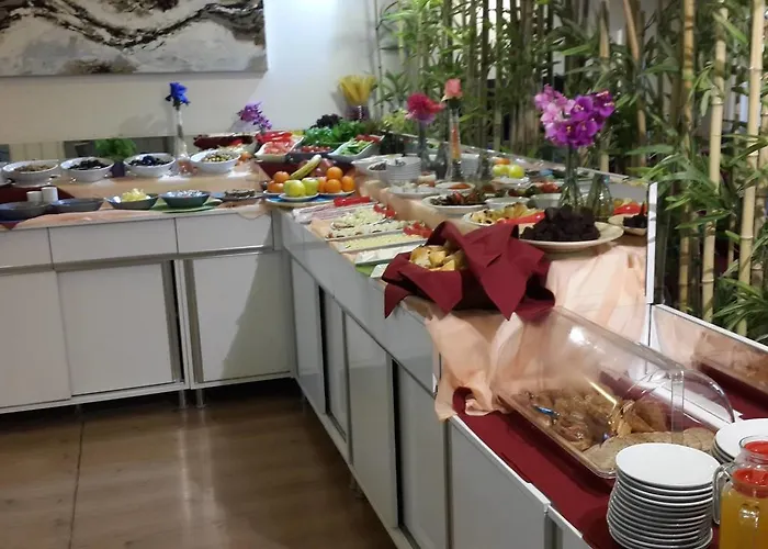 Hotel Saydes & Konukevi̇ Ankara